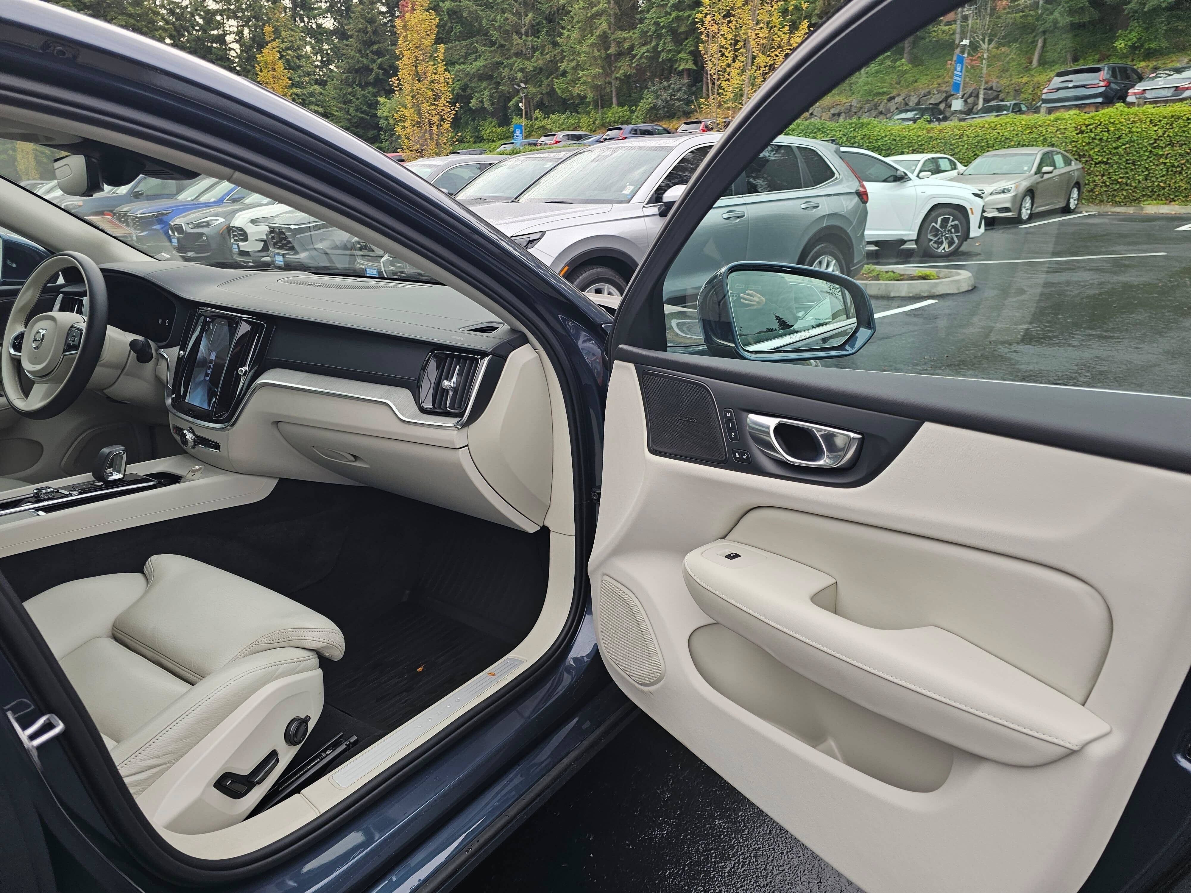 Used 2023 Volvo S60 B5 Ultimate w/ Climate Package AWD/4WD image 12