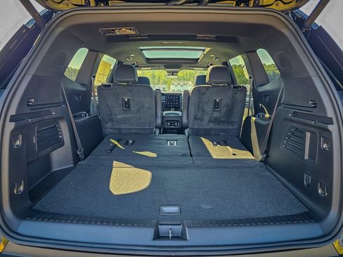 New 2027 GMC Acadia Elevation w/ Black Edition AWD/4WD image 38