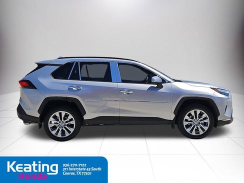 Used 2024 Toyota RAV4 XLE Premium FWD image 9
