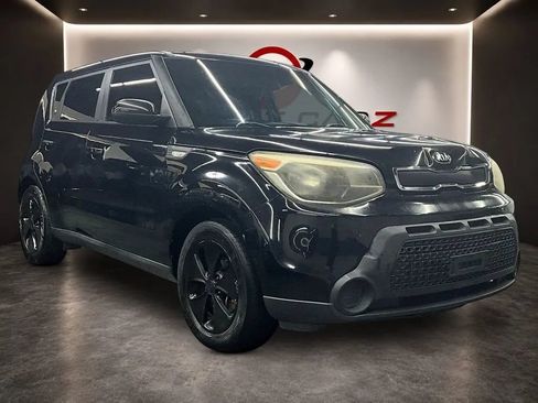 Used 2014 Kia Soul FWD image 1