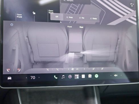 Used 2026 Tesla Model Y AWD image 19