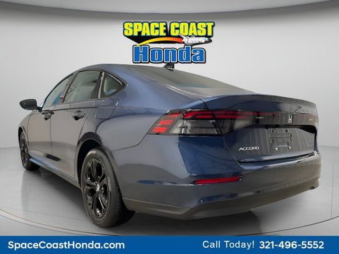 Used 2025 Honda Accord SE image 5