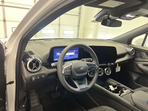 New 2025 Chevrolet Blazer EV LT w/ Midnight/Sport Edition image 10