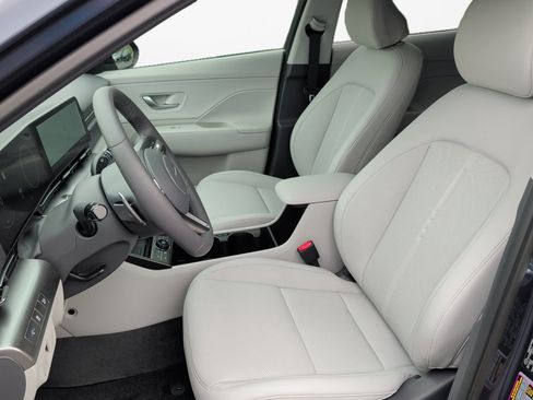 New 2026 Hyundai Kona Limited FWD image 9