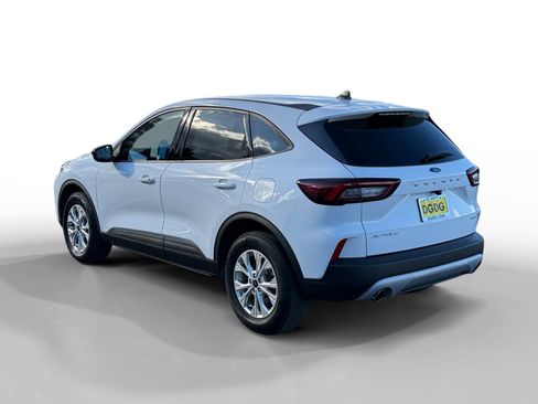 Certified 2025 Ford Escape Active image 3