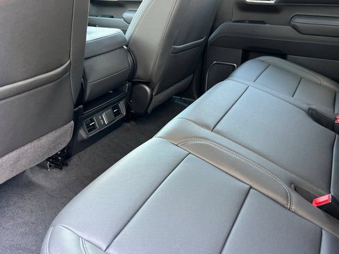 Used 2026 GMC Sierra 1500 SLT RWD image 16
