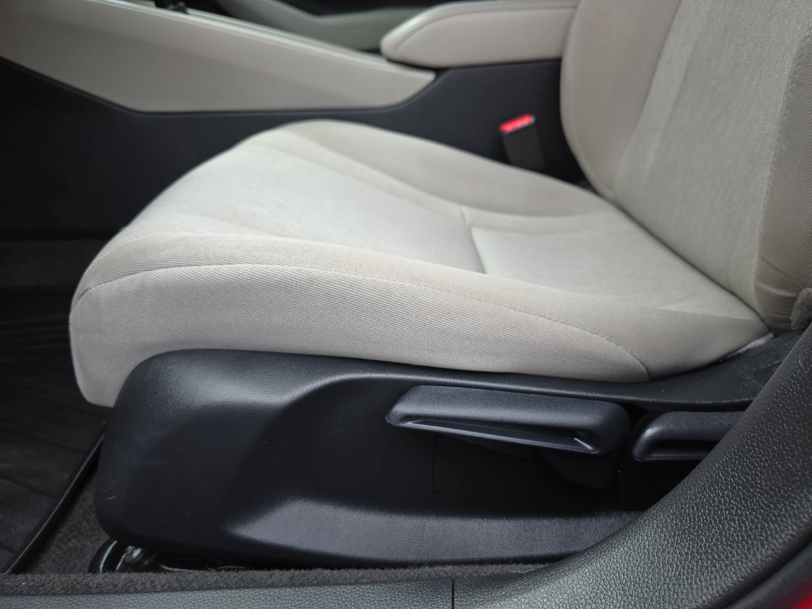 Certified 2024 Honda Accord LX image 30