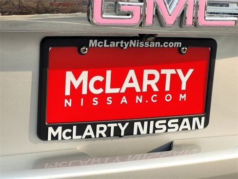 Used 2016 GMC Yukon Denali w/ Open Road Package image 7