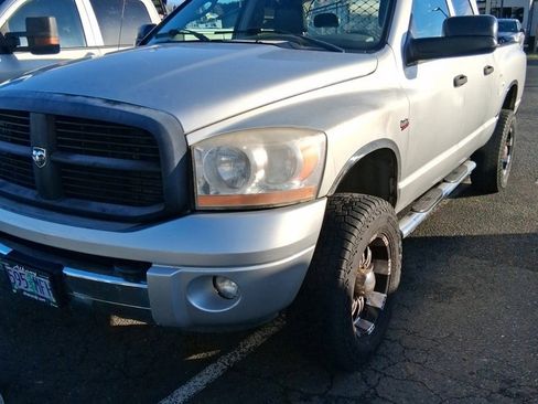 Used 2006 Dodge Ram 2500 Truck Laramie w/ Trailer Tow Group image 5