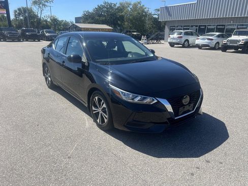 Used 2021 Nissan Sentra SV image 1