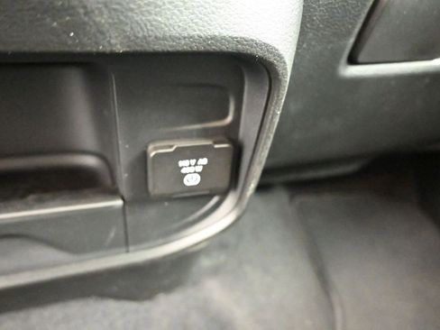 New 2026 RAM 2500 Tradesman AWD/4WD image 9