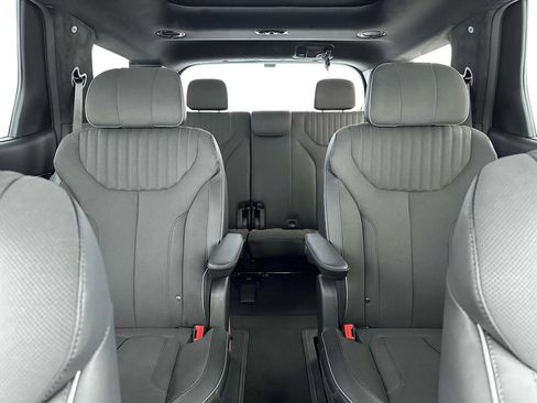 Certified 2025 Hyundai Palisade Calligraphy AWD/4WD image 18