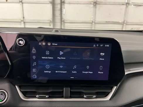 Used 2025 Chevrolet Equinox LT image 44