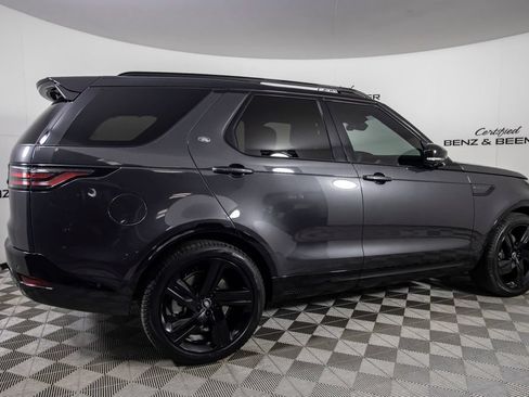 Used 2025 Land Rover Discovery Dynamic SE AWD/4WD image 4