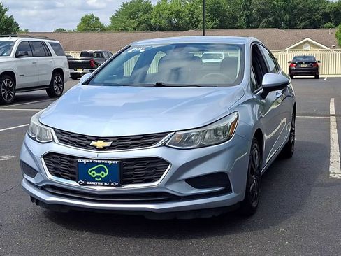 Certified 2017 Chevrolet Cruze LS FWD image 6