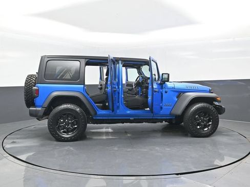 Used 2023 Jeep Wrangler Unlimited w/ Cold Weather Group AWD/4WD image 25