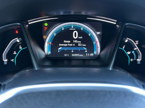 Used 2018 Honda Civic EX image 25