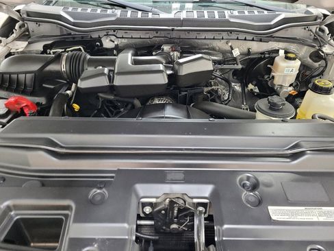 Used 2019 Ford F250 XL image 30