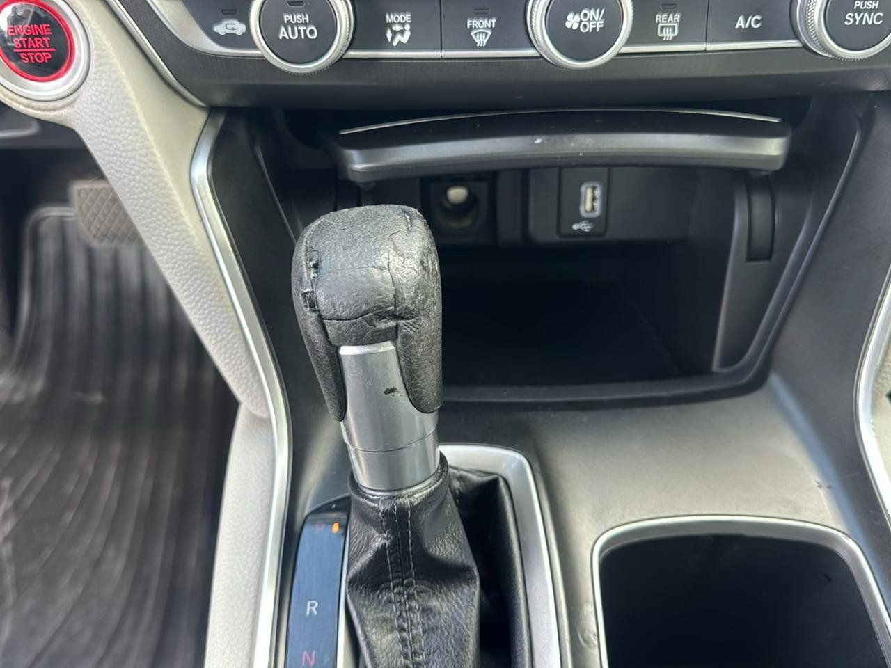 Used 2018 Honda Accord LX image 14