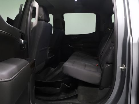 Used 2020 GMC Sierra 1500 Elevation w/ Elevation Value Package AWD/4WD image 13