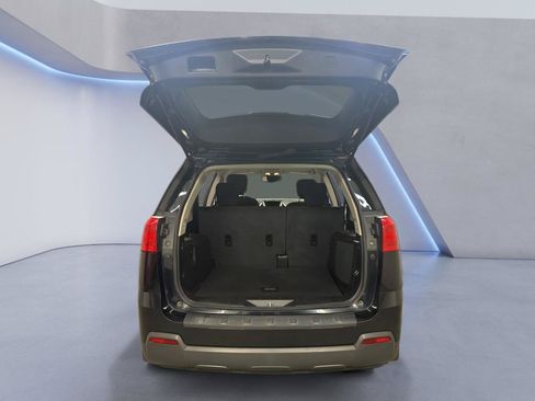 Used 2014 GMC Terrain SLE w/ LPO, Protection Package FWD image 13