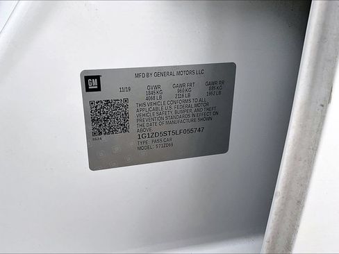 Used 2020 Chevrolet Malibu LT FWD image 18