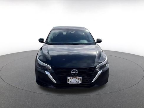 Used 2025 Nissan Sentra SV FWD image 4