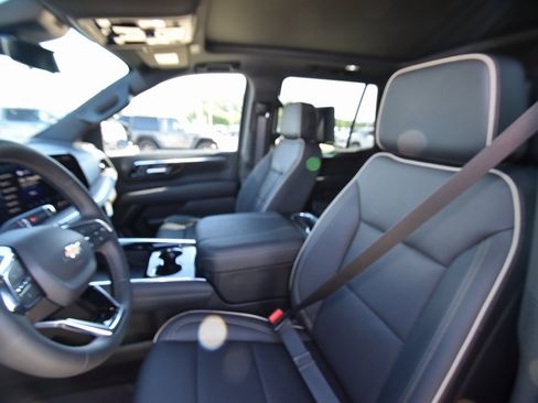 New 2026 Chevrolet Tahoe Premier image 9