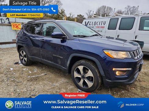 Used 2018 Jeep Compass Latitude w/ Popular Equipment Group AWD/4WD image 5