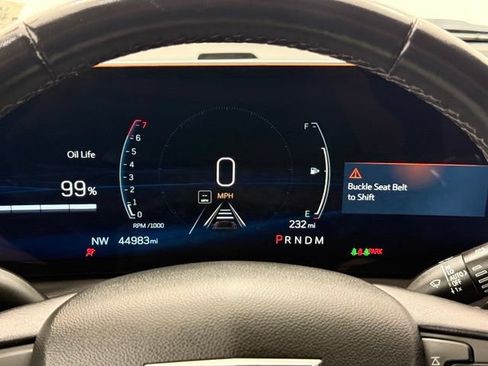 Used 2025 Cadillac XT4 Premium Luxury FWD image 33