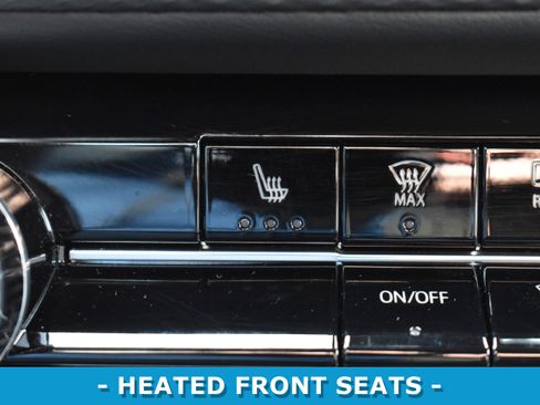 Used 2025 Chevrolet Equinox LT w/ Safety and Technology Package image 16