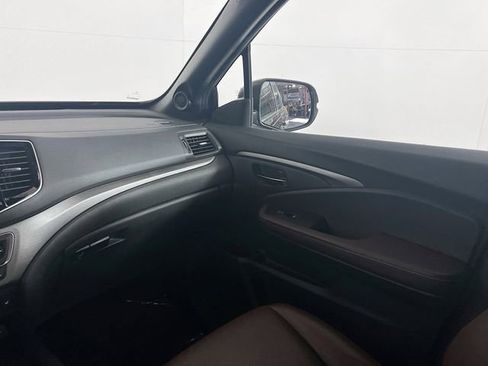 Certified 2024 Honda Ridgeline RTL image 21