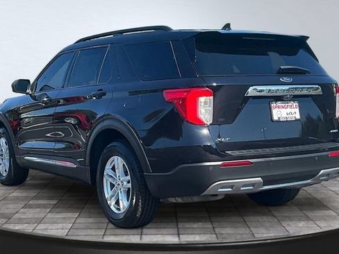 Used 2021 Ford Explorer XLT w/ Equipment Group 202A AWD/4WD image 4
