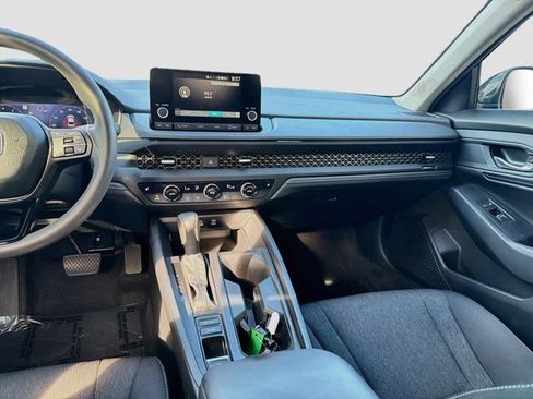 Used 2024 Honda Accord EX image 22