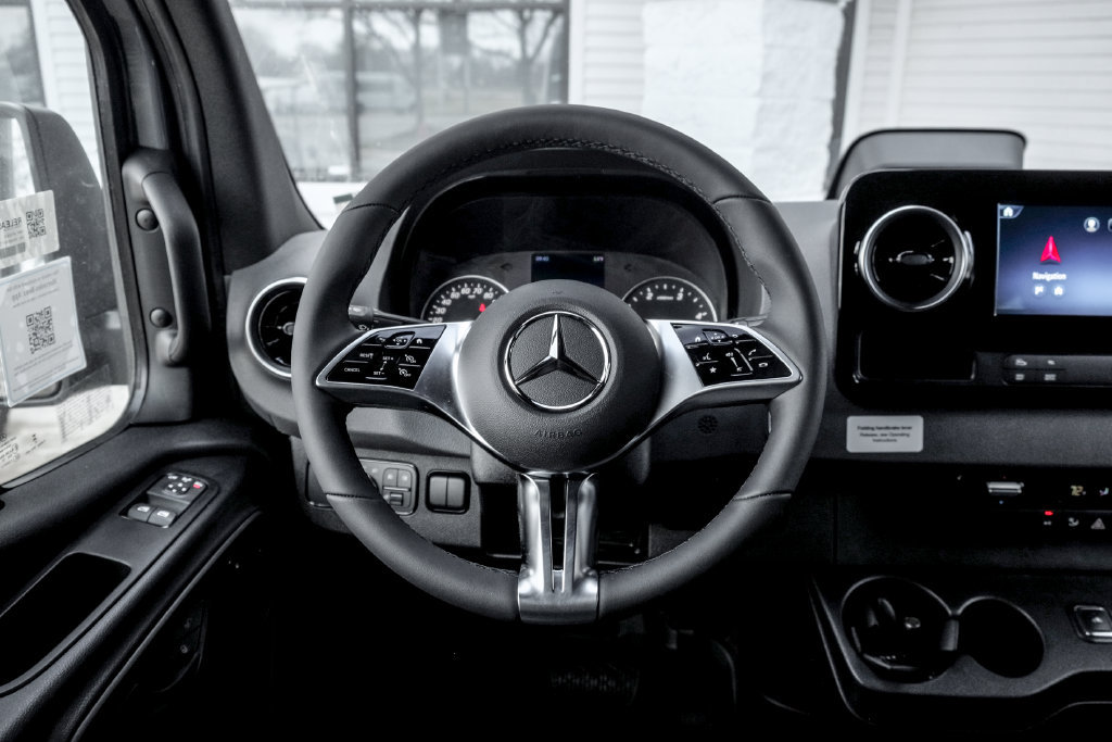 New 2026 Mercedes-Benz Sprinter 2500 image 18