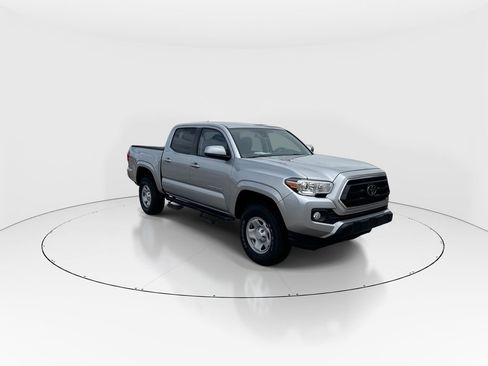 Used 2022 Toyota Tacoma SR5 image 2