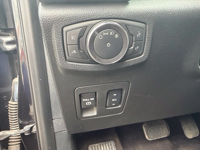 Used 2015 Ford F150 XLT w/ Equipment Group 302A Luxury AWD/4WD image 17