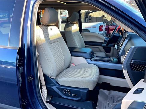 Used 2016 Ford F150 XLT w/ Equipment Group 302A Luxury image 9