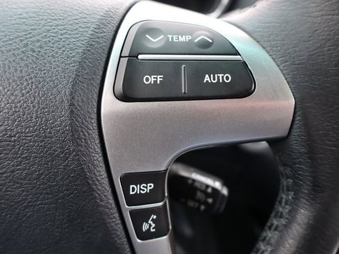 Used 2013 Toyota Highlander Limited image 33