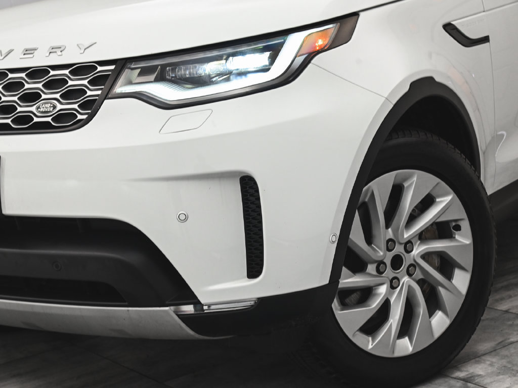 Used 2025 Land Rover Discovery S AWD/4WD image 36