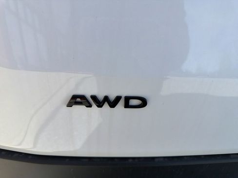 New 2026 Ford Transit 350 148 Medium Roof Wagon AWD image 15