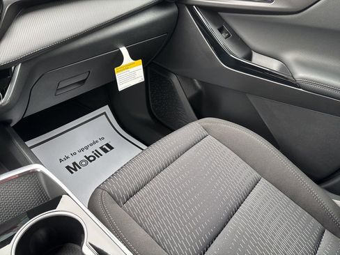 New 2026 Chevrolet Equinox LT w/ Safety and Technology Package image 21