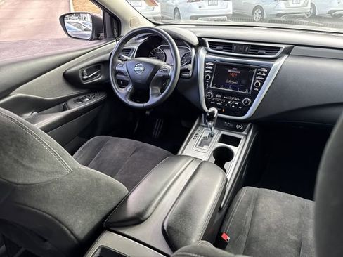 Used 2019 Nissan Murano SV w/ Premium Package image 22