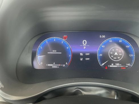 Used 2024 Toyota Highlander Limited AWD/4WD image 19