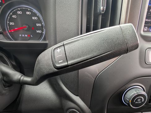 Used 2023 Chevrolet Silverado 1500 Custom image 30