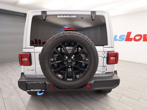 Used 2024 Jeep Wrangler Unlimited Sahara w/ Safety Group AWD/4WD image 4