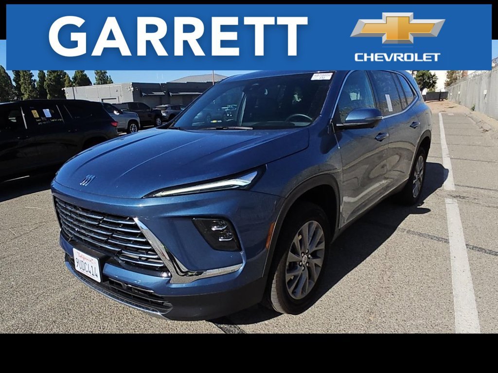 Used 2026 Buick Enclave Preferred FWD image 1