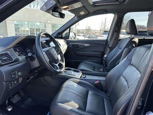 Certified 2022 Honda Passport TrailSport image 13