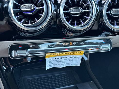 Certified 2026 Mercedes-Benz CLA 250 4MATIC image 22