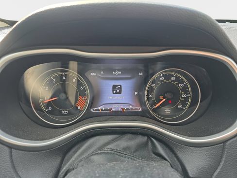 Used 2014 Jeep Cherokee Limited w/ Trailer Tow Group AWD/4WD image 13